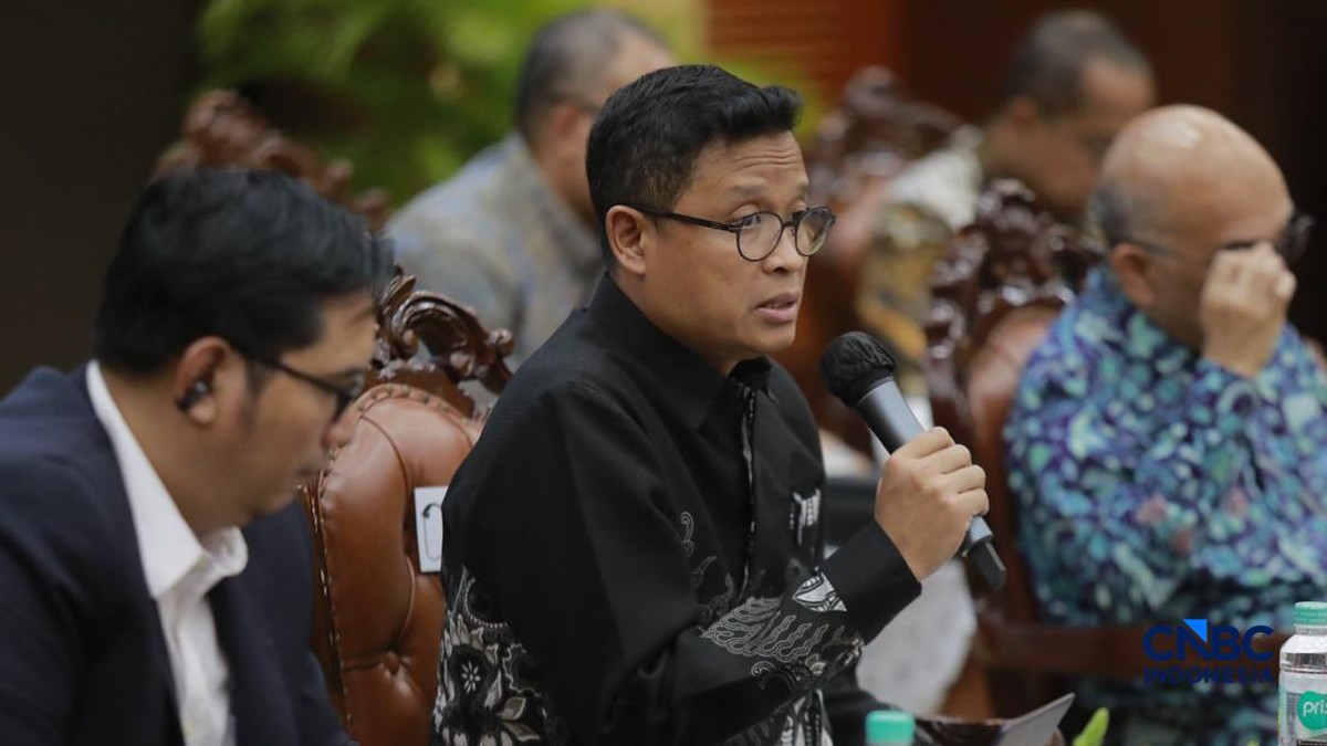 Alasan Bos DJP Tancap Gas Pungut Pajak Seller E-Commerce 1 Oktober
