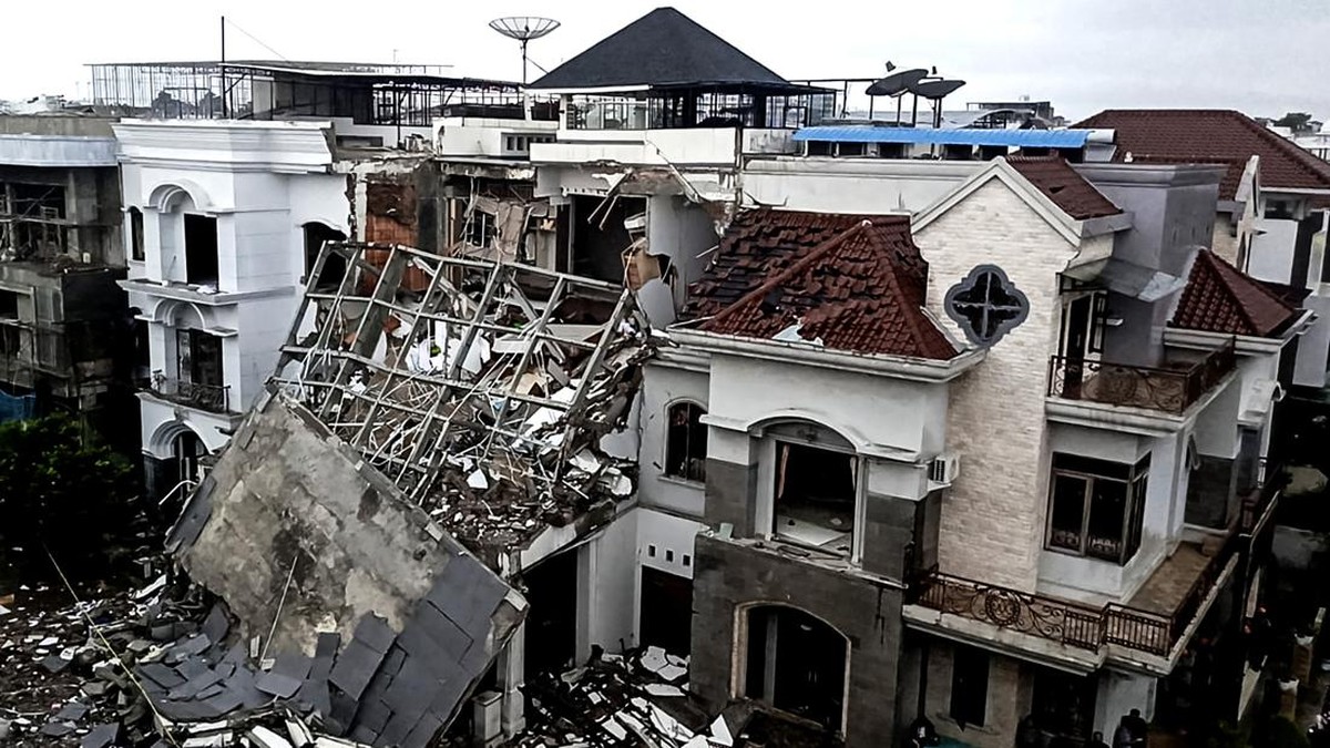 Ledakan di Perumahan Mewah Grand Polonia Medan