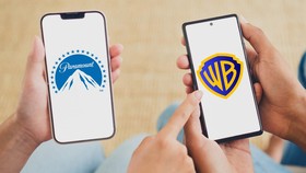 Logo Paramount dan Warner Bros, Paramount - Warner Bros