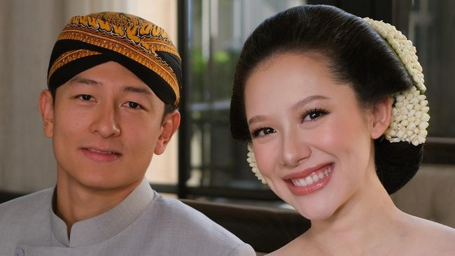 Momen Mitoni Syukuran 7 Bulanan Kehamilan Athina Papadimitriou, Istri Rio Haryanto