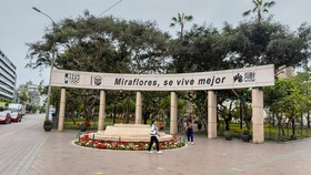 Parque Kennedy di Lima, Peru