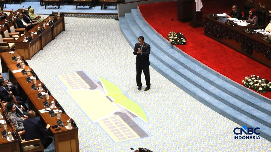 Rapat Paripurna DPR RI Ke-26 Masa Persidangan V Tahun Sidang 2025–2026 secara resmi telah mengesahkan Rancangan Undang-Undang tentang Pusat Finansial Internasional Indonesia (RUU PFII) menjadi Undang-Undang, Jakarta, Selasa, (21/7/2026).