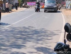 Jalan Borong-Ujung Bori Makassar Masih Ditutup Warga Tolak Konstatering
