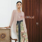 BeauPicks: 5 Rekomendasi Brand Lokal Kebaya Modern dan Lawasan