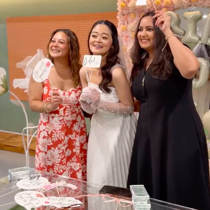 <p>Artis Gisela Cindy sebentar lagi akan menikah dengan kekasih. Jelang hari bahagia, Gisela menggelar acara bridal shower sederhana bersama teman-teman dekatnya. (Foto: Instagram @giselacindy12)</p>