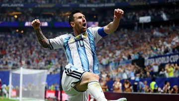 Messi Bikin Heboh saat Nonton Langsung Klub Milik Keluarga Berlaga