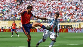 Claudia Tapia sedih lihat Argentina digebuk Spanyol di final Piala Dunia 2026.