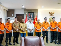 Gubernur Sulsel Temui Kabasarnas Bahas Evakuasi KM Nurul Salsa, Ini Atensinya