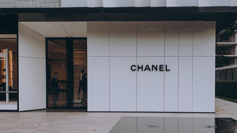 Chanel Hong Kong mengalami kasus pencurian oleh mantan pekerja gudang&period;