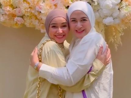Potret Nina Zatulini & Aryani Fitriana Sering Dibilang Mirip, Bikin Fans Salah Orang