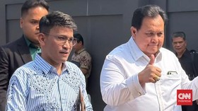 Ruben Onsu datang ke Pengadilan Negeri Jakarta Selatan dalam rangka sidang hak asuh anak melawan Sarwendah pada Rabu (22/7/2026).