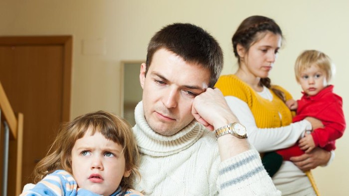 5 Kebiasaan Orang Tua yang Tanpa Sadar Mengabaikan Emosi Anak