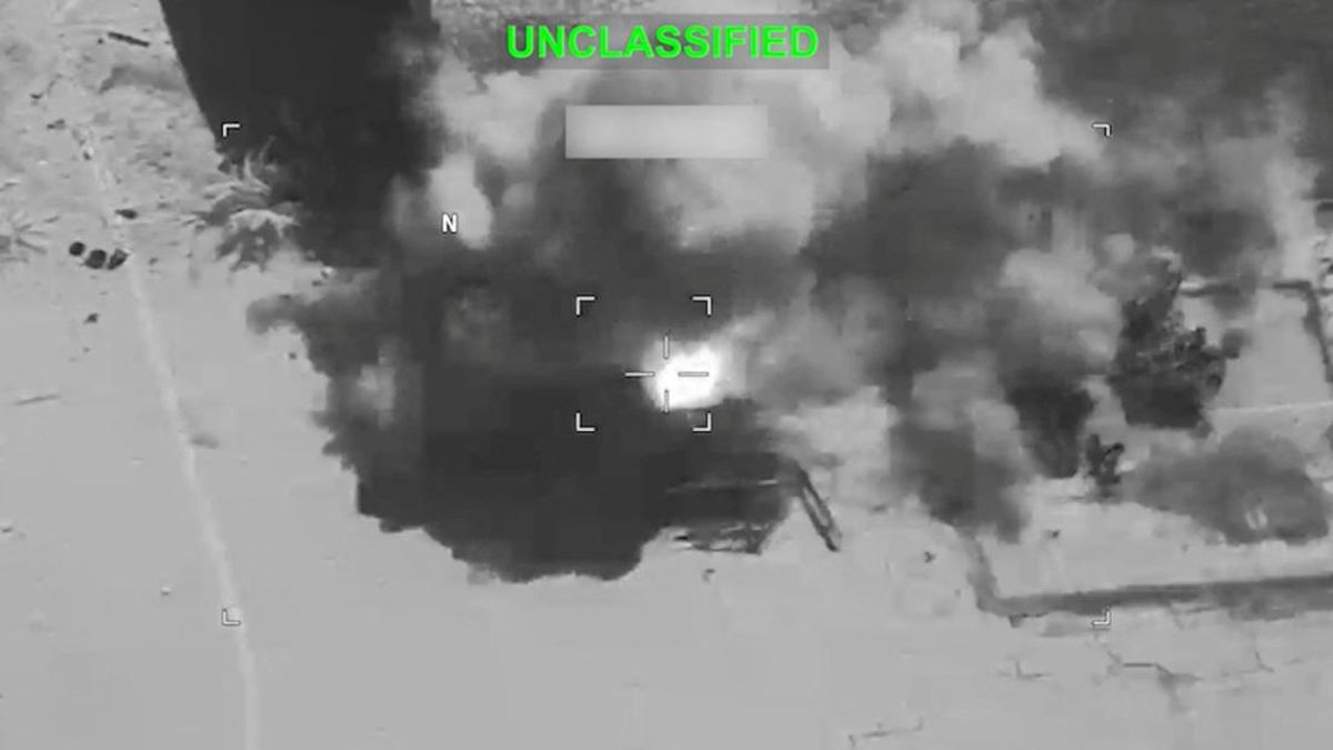 AS Kembali Bombardir Iran, Targetkan Pulau Larak di Selat Hormuz