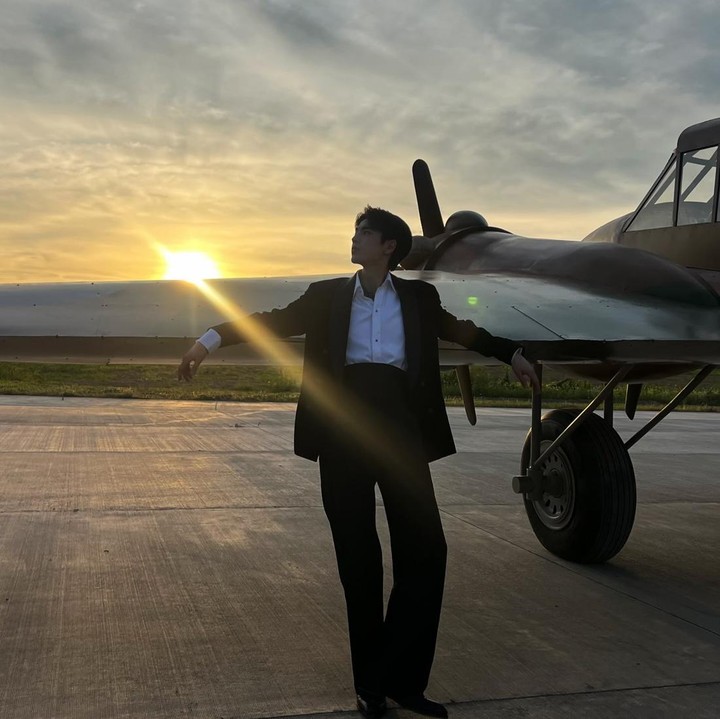 <p>Bunda yang sering menonton drama China mungkin sudah tidak asing lagi dengan aktor tampan yang satu ini, bukan? Zhang Linghe kembali mencuri perhatian penggemar lewat drama terbarunya, <em>Overdo</em>. (Foto: Instagram @zhanglinghe__1230)</p>