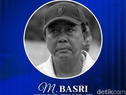 Kabar Duka! M Basri, Pelatih di Balik Gelar Perdana Arema FC Berpulang
