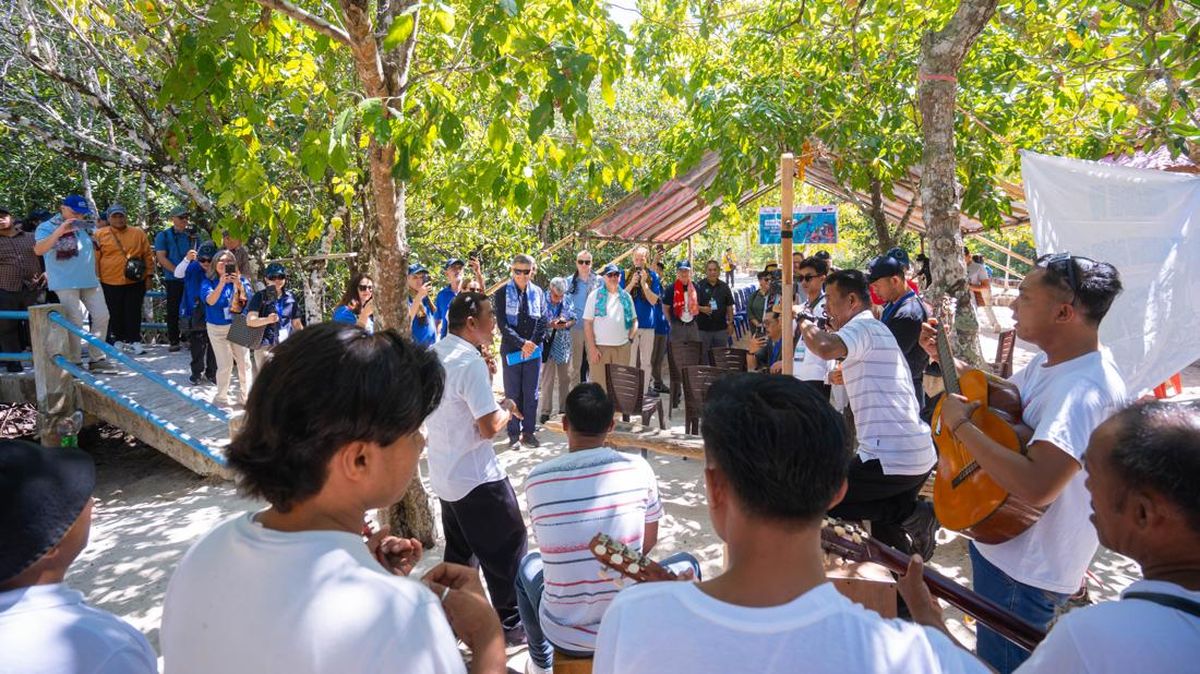 Tim Eropa Susuri Pesisir Minahasa Utara Pantau Konservasi Laut