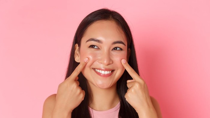 7 Cara Mengencangkan Kulit secara Alami Menurut Dermatolog