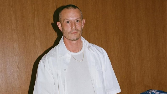 Kate Spade Tunjuk Jonathan Saunders sebagai Direktur Kreatif