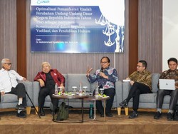 FGD MPR-UNAIR Bahas Penguatan Risalah Perubahan UUD 1945