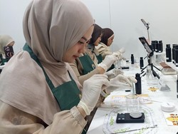 Pasar Industri Kecantikan Tumbuh Pesat, Ini Tren Produk Kosmetik 2026