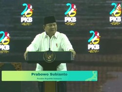 Prabowo Merasa Terhormat PKB Pakai Kaus Prabowonomics, Guyon Colek Gerindra