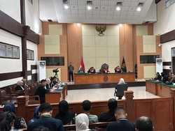 Hakim Kabulkan Eksepsi dr Tifa