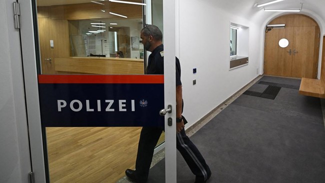 Pemerintah Austria Ubah Tempat Kelahiran Hitler Jadi Kantor Polisi