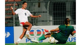 Timnas putri Indonesia berhasil mempertahankan gelar juara Piala AFF Wanita 2026 usai mengalahkan Laos 5-0 pada Rabu (22/7).