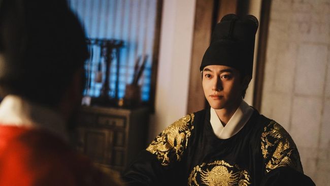 5 Potret Kwak Dong Yeon Pemeran Putra Mahkota di Drakor The East Palace, Curi Perhatian