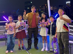 Gemas! Rian DMasiv Dikeroyok 5 Host Cilik, Ada Debat Fans MU vs Man City Loh!