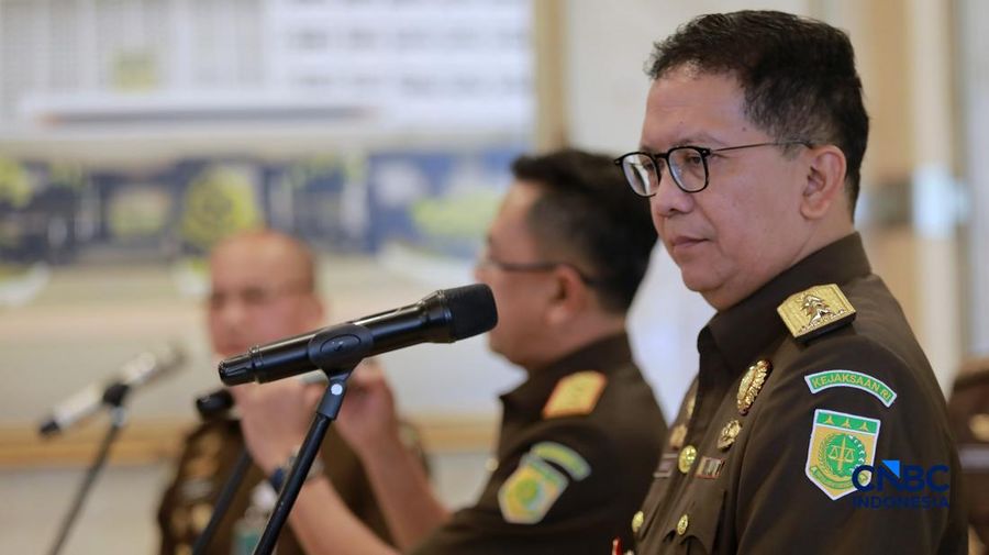 Jaksa Agung Muda Bidang Tindak Pidana Khusus (Jampidus), Kuntadi dalam konvensi pers usai pelantikan di Gedung Kejagung, Jakarta, Jumat (24/7/2026). (CNBC Indonesia/Muhmmad Sabki)