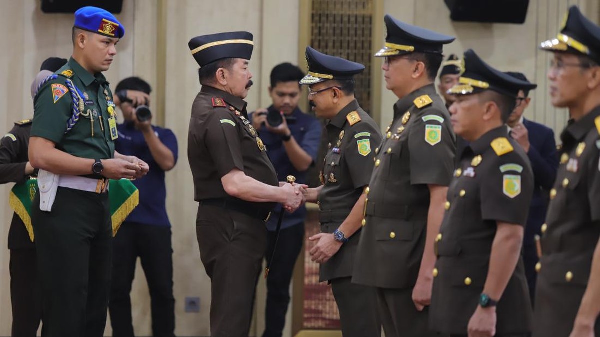 Jaksa Agung Lantik Wakil Jaksa Agung hingga Jampidsus, Beri Pesan Ini