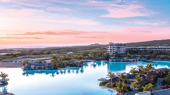 kolam renang  Diamante Cabo San Lucas di Meksiko