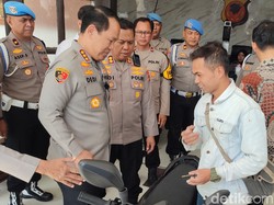 Akhir Bahagia Pedagang Sayur Ujungberung Usai Motornya Digondol Maling