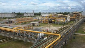 PT Pertamina Hulu Energi ONWJ menyelesaikan pengerjaan 3 jalur pipa penyalur bawah laut sepanjang 21,24 kilometer yang terintegrasi dalam program PRRP.