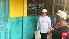Gubernur DKI Jakarta Pramono memastikan pembangunan SDN Kebayoran Lama Selatan 09 yang roboh sejak 2 tahun lalu akan dimulai tahun ini.