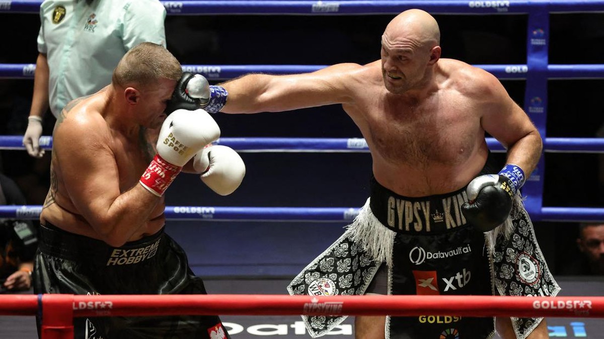 Duel Pemanasan Tyson Fury Tak Terkalahkan Lawan Mariusz Wach