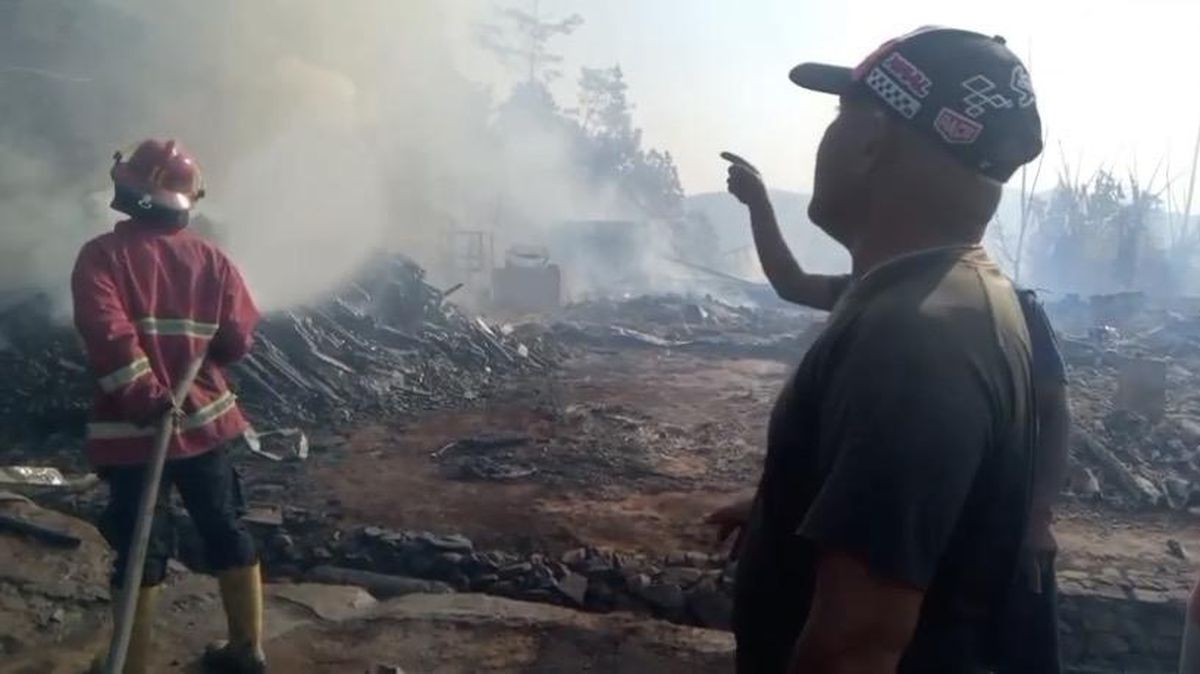 70 Rumah Kampung Adat Ciptamulya Ludes Terbakar, 420 Orang Mengungsi
