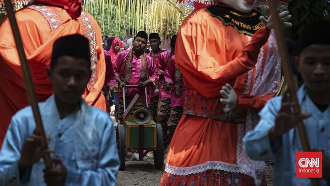 Nostalgia Kampung Betawi di Festival Ciliwung VII