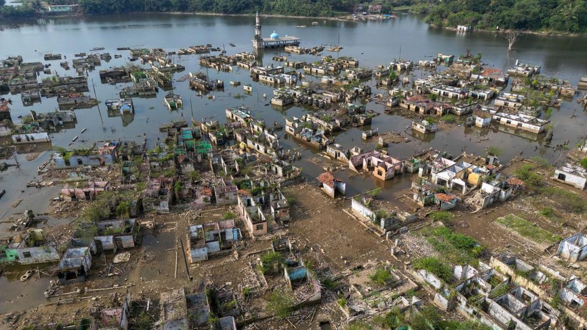 FOTO: Penampakan Kampung di Dasar Bendungan Karian Lebak yang Kering