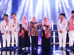 SMAN 8 Kota Ternate Raih Juara 1 LCC Empat Pilar MPR Maluku Utara