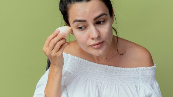 BeauPicks: 4 Foundation dari Brand Lokal yang Bikin Makeup Jadi Flawless