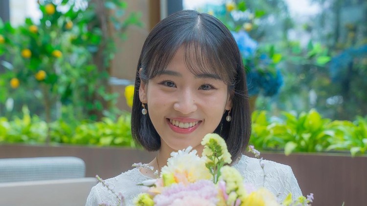 Haruka usai menjalani operasi pada ibu jari&period;