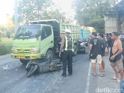 Jalan Licin Ketumpahan Tahu, Kecelakaan Beruntun Terjadi di Lombok Barat