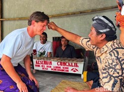 Pendaki Rinjani Wajib Ikut Ritual Sembeq Buraq Sebelum Mendaki