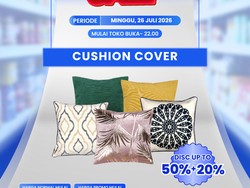 Sarung Bantal Sofa Cuma Rp 20 Ribu di Transmart Full Day Sale