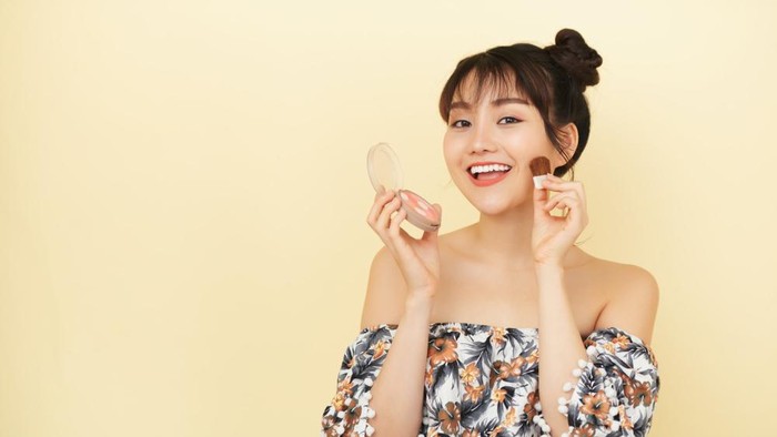 5 Cara untuk Perempuan Tampil Well-Groomed Tanpa Bikin Dompet Bocor