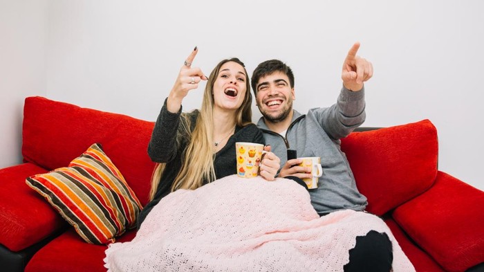 5 Rekomendasi Film dan Serial Netflix untuk Menemani Waktu Santai Leo