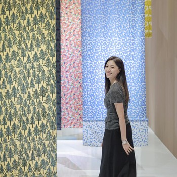 Get The Look: Feminine Chic Style ala Seo Ji Hye