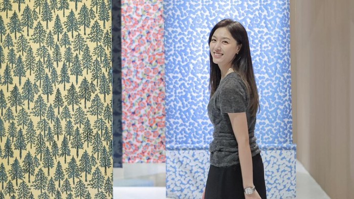 Get The Look: Feminine Chic Style ala Seo Ji Hye